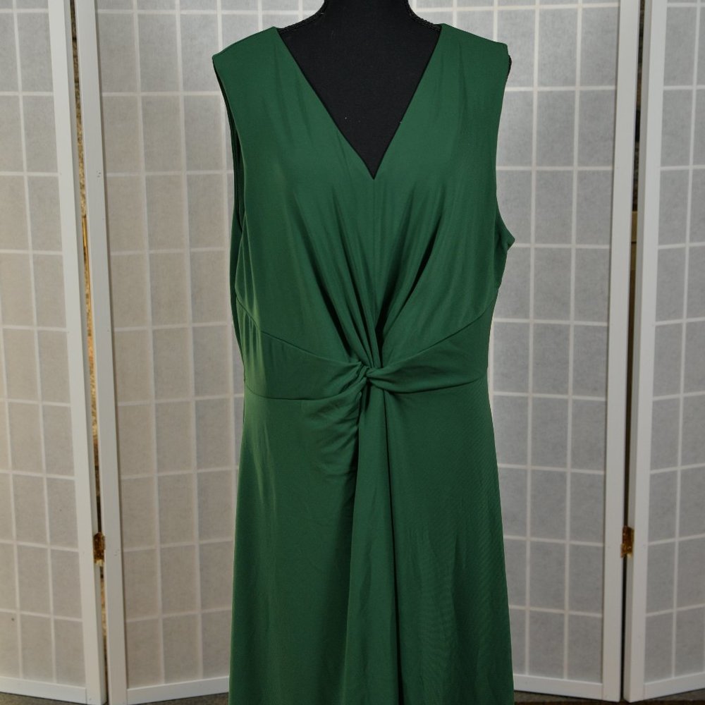 Classic Ann Taylor Matte Jersey Knot Front Midi Dress in Green